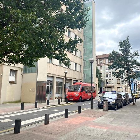Precioso Apartamento Junto A Casco Viejo Bilbao Eksteriør bilde