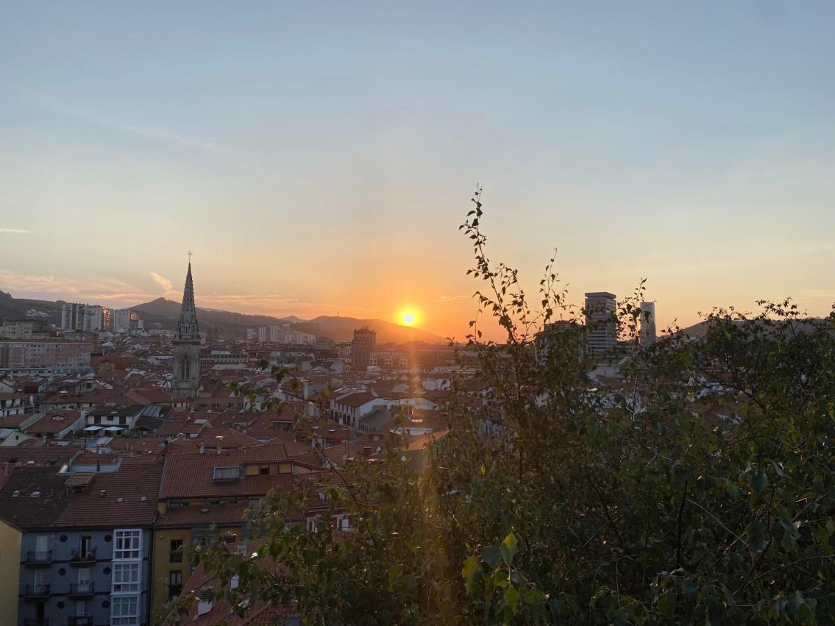 Precioso Apartamento Junto A Casco Viejo Bilbao Eksteriør bilde